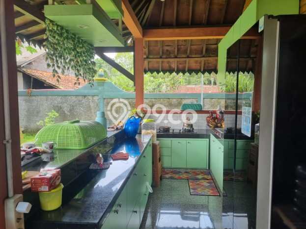 Vila Kawasan Turi, Dimensi 1019m2m², Dekat ke beragam fasilitas umum Vila Kawasan Turi, Dimensi 1019m2m², Dekat ke beragam fasilitas umum