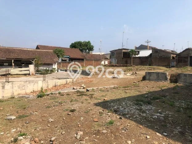 Lahan Dijual Lokasi Magelang Selatan, Magelang dengan Luas Tanah 1294m2 dan Status SHM Lahan Dijual Lokasi Magelang Selatan, Magelang dengan Luas Tanah 1294m2 dan Status SHM
