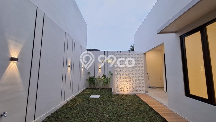 Rumah Modern 4 KT LT 180m2 di Purwomartani Rumah Modern 4 KT LT 180m2 di Purwomartani