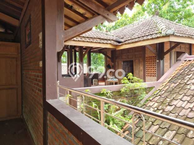 Hunian Cantik Modern Lb 463m2 di Minggir, Sleman Hunian Cantik Modern Lb 463m2 di Minggir, Sleman