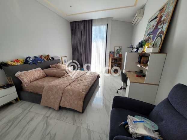 DIJUAL CEPAT! Rumah , Semarang, Luas 800m2m² LB 598m2m² DIJUAL CEPAT! Rumah , Semarang, Luas 800m2m² LB 598m2m²