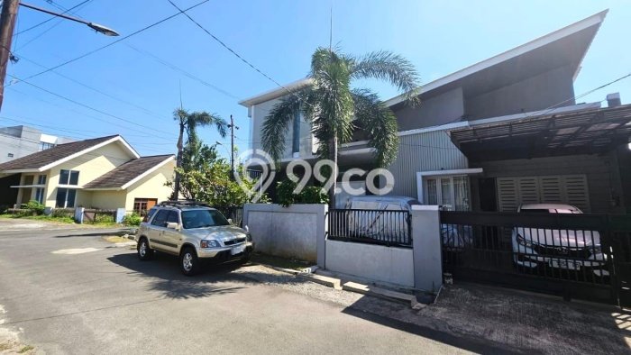 For Sale Rumah Elit Exclusive di Banyumanik, Semarang For Sale Rumah Elit Exclusive di Banyumanik, Semarang