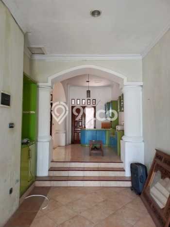 Dijual Rumah Luas Elegan Dengan View Cantik di Srondol, Semarang Dijual Rumah Luas Elegan Dengan View Cantik di Srondol, Semarang