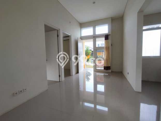 Rumah Luas Asri 2 KT Siap Huni di BSB City Semarang Rumah Luas Asri 2 KT Siap Huni di BSB City Semarang