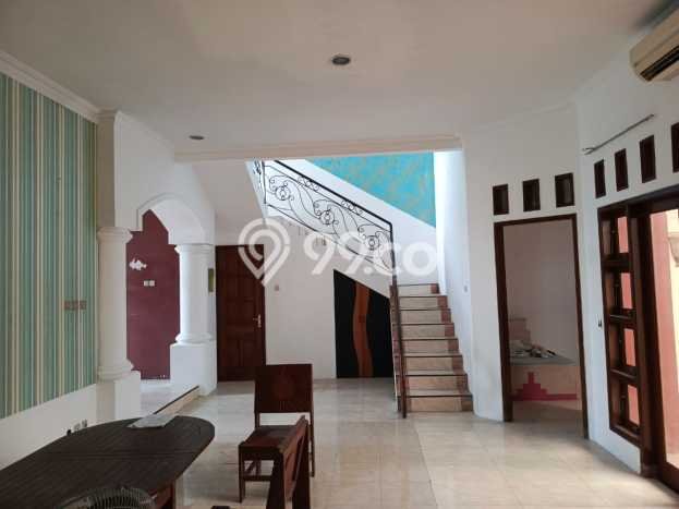 Dijual Rumah Luas Elegan Dengan View Cantik di Srondol, Semarang Dijual Rumah Luas Elegan Dengan View Cantik di Srondol, Semarang