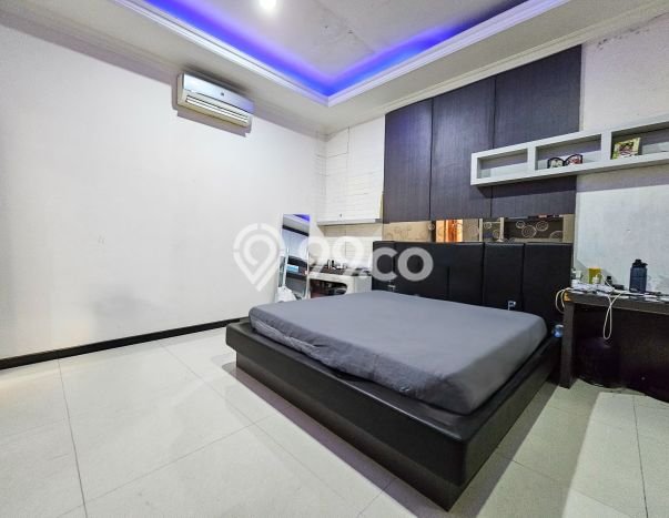 Rumah Luas Asri 4 KT Siap Huni di Tanah Mas Semarang Rumah Luas Asri 4 KT Siap Huni di Tanah Mas Semarang