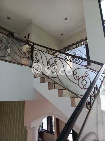 Dijual Rumah Luas Elegan Dengan View Cantik di Srondol, Semarang Dijual Rumah Luas Elegan Dengan View Cantik di Srondol, Semarang