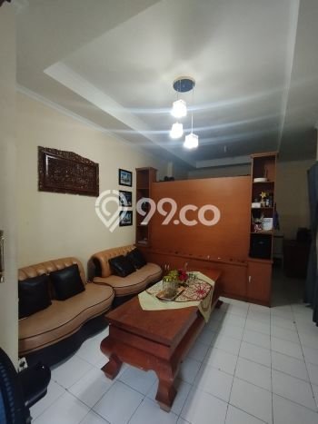 Hunian Strategis 3 KT LB 84m2 Kondisi Bagus di Plamongan Hunian Strategis 3 KT LB 84m2 Kondisi Bagus di Plamongan