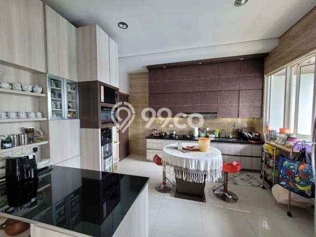 Dijual Rumah Premium dengan Fasilitas Sekitar Lengkap di Banyumanik, Semarang Dijual Rumah Premium dengan Fasilitas Sekitar Lengkap di Banyumanik, Semarang