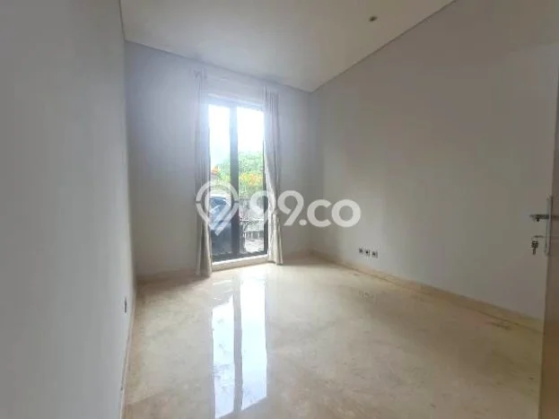 Rumah Kontrakan Jakarta Selatan LT 237m2 LB 376m2 Kawasan Kemang Rumah Kontrakan Jakarta Selatan LT 237m2 LB 376m2 Kawasan Kemang