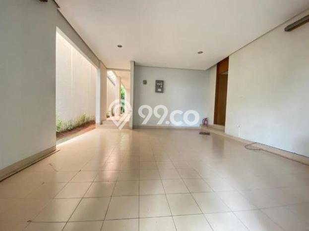 Hunian Modern Untuk Disewakan di Kemang Jakarta Selatan 5 KT & 5 KM Hunian Modern Untuk Disewakan di Kemang Jakarta Selatan 5 KT & 5 KM