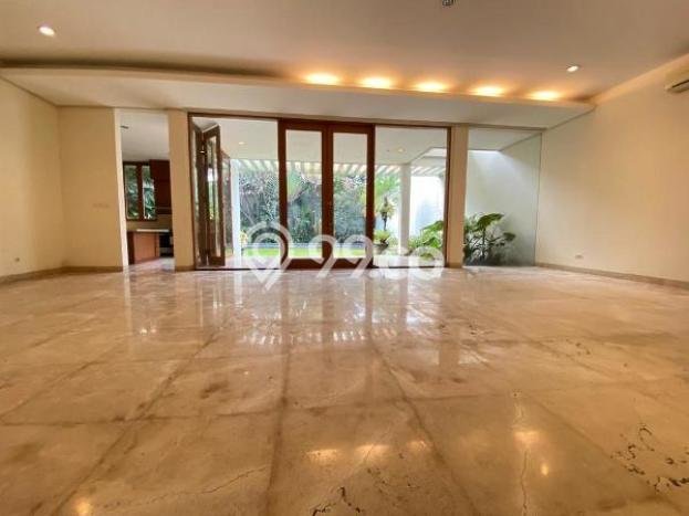 Hunian Modern Untuk Disewakan di Kemang Jakarta Selatan 5 KT & 5 KM Hunian Modern Untuk Disewakan di Kemang Jakarta Selatan 5 KT & 5 KM