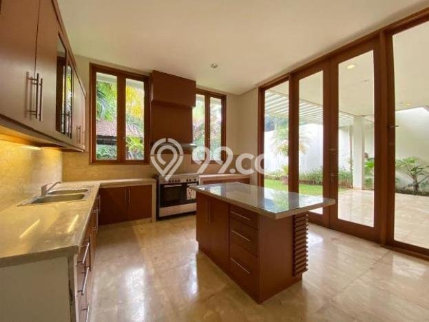 Hunian Modern Untuk Disewakan di Kemang Jakarta Selatan 5 KT & 5 KM Hunian Modern Untuk Disewakan di Kemang Jakarta Selatan 5 KT & 5 KM