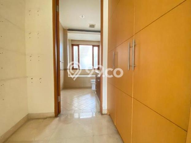 Hunian Modern Untuk Disewakan di Kemang Jakarta Selatan 5 KT & 5 KM Hunian Modern Untuk Disewakan di Kemang Jakarta Selatan 5 KT & 5 KM