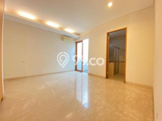 Hunian Modern Untuk Disewakan di Kemang Jakarta Selatan 5 KT & 5 KM Hunian Modern Untuk Disewakan di Kemang Jakarta Selatan 5 KT & 5 KM