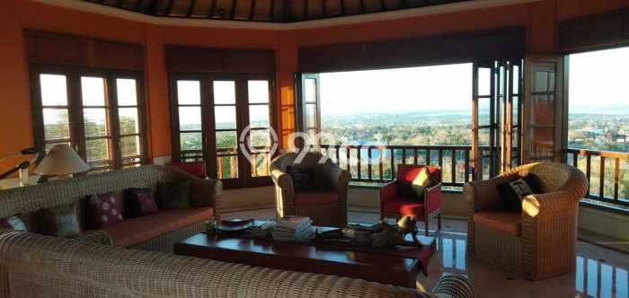 Rumah Elit LB 703m2 Siap Pakai Desain Elegan di Jimbaran, Badung Rumah Elit LB 703m2 Siap Pakai Desain Elegan di Jimbaran, Badung