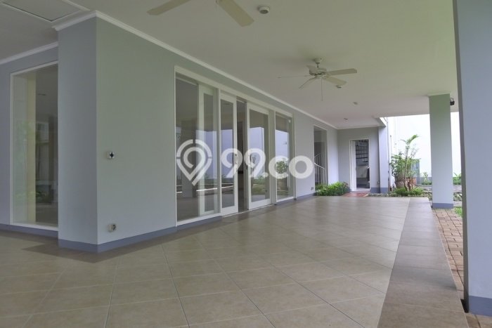 Sewa Rumah Strategis di Cipete LT 825m2 / LB 563m2 Kondisi Bagus Sewa Rumah Strategis di Cipete LT 825m2 / LB 563m2 Kondisi Bagus