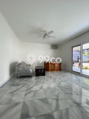 Rumah Sewa Jakarta Selatan LT 517m2 LB 452m2 Kawasan Kemang Rumah Sewa Jakarta Selatan LT 517m2 LB 452m2 Kawasan Kemang