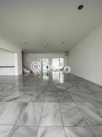Rumah Sewa Jakarta Selatan LT 517m2 LB 452m2 Kawasan Kemang Rumah Sewa Jakarta Selatan LT 517m2 LB 452m2 Kawasan Kemang