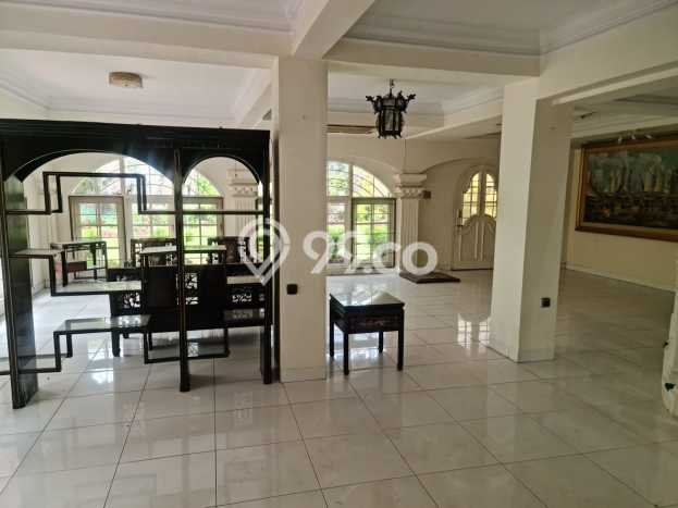 Ready to Use! Premium House LT 882m2 Desain Elegan di Ancol Ready to Use! Premium House LT 882m2 Desain Elegan di Ancol