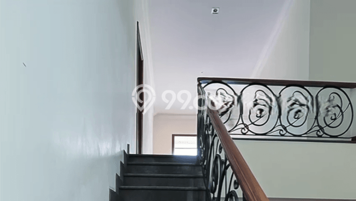 Rumah Luxury Modern Tanpa Renovasi di Bangka Jakarta Selatan Rumah Luxury Modern Tanpa Renovasi di Bangka Jakarta Selatan