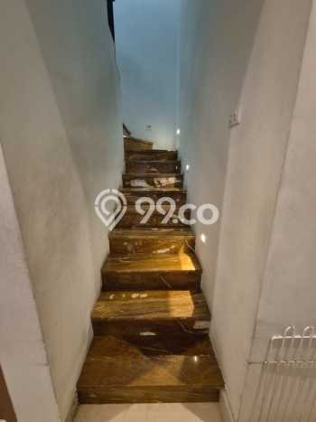 Dijual Rumah Premium dengan Fasilitas Sekitar Lengkap di Cilandak, Jakarta Selatan Dijual Rumah Premium dengan Fasilitas Sekitar Lengkap di Cilandak, Jakarta Selatan