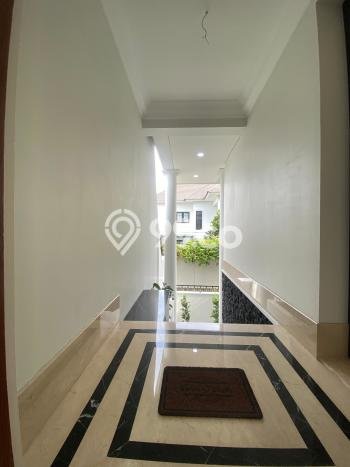 Siap Huni Hunian Elit 4 Kamar di Cilandak Dekat ke Mana Saja Siap Huni Hunian Elit 4 Kamar di Cilandak Dekat ke Mana Saja