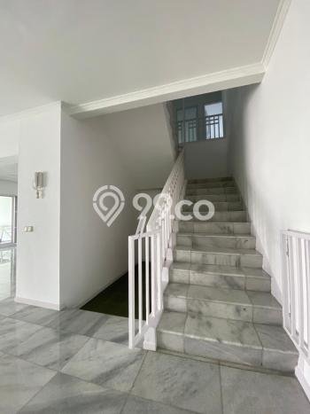 Rumah Sewa Jakarta Selatan LT 517m2 LB 452m2 Kawasan Kemang Rumah Sewa Jakarta Selatan LT 517m2 LB 452m2 Kawasan Kemang