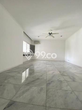 Rumah Sewa Jakarta Selatan LT 517m2 LB 452m2 Kawasan Kemang Rumah Sewa Jakarta Selatan LT 517m2 LB 452m2 Kawasan Kemang