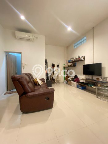 Unit Kost Dijual di Bendungan Hilir dengan 7 Kamar Kawasan Strategis Unit Kost Dijual di Bendungan Hilir dengan 7 Kamar Kawasan Strategis