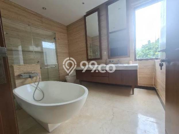 Rumah Kontrakan Jakarta Selatan LT 237m2 LB 376m2 Kawasan Kemang Rumah Kontrakan Jakarta Selatan LT 237m2 LB 376m2 Kawasan Kemang