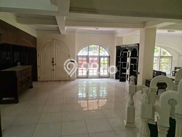 Ready to Use! Premium House LT 882m2 Desain Elegan di Ancol Ready to Use! Premium House LT 882m2 Desain Elegan di Ancol