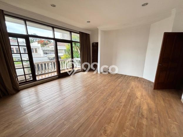 Hunian Ideal dengan LT 540m2 & LB 510m2 Dikontrakkan di Permata Hijau Hunian Ideal dengan LT 540m2 & LB 510m2 Dikontrakkan di Permata Hijau