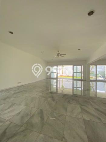 Rumah Sewa Jakarta Selatan LT 517m2 LB 452m2 Kawasan Kemang Rumah Sewa Jakarta Selatan LT 517m2 LB 452m2 Kawasan Kemang