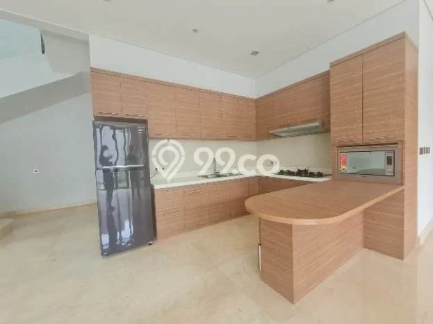 Rumah Kontrakan Jakarta Selatan LT 237m2 LB 376m2 Kawasan Kemang Rumah Kontrakan Jakarta Selatan LT 237m2 LB 376m2 Kawasan Kemang