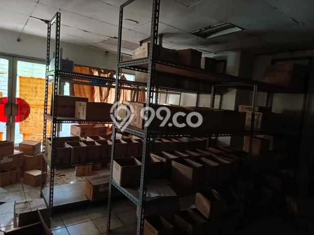 Gudang Paling Dicari LB 304m2 Dijual di Senen Gudang Paling Dicari LB 304m2 Dijual di Senen