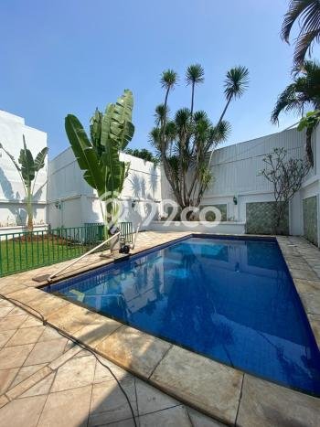 Rumah Sewa Jakarta Selatan LT 517m2 LB 452m2 Kawasan Kemang Rumah Sewa Jakarta Selatan LT 517m2 LB 452m2 Kawasan Kemang