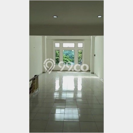 Unit Ruko Strategis di BSD, Tangerang Selatan Potensi Cuan Besar Unit Ruko Strategis di BSD, Tangerang Selatan Potensi Cuan Besar