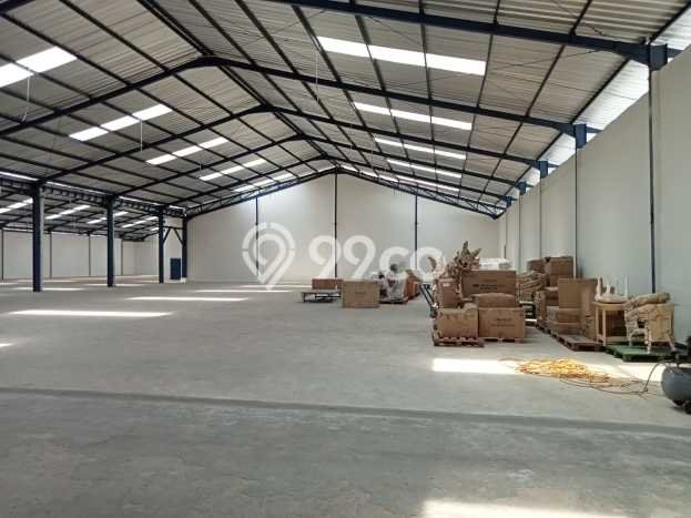 Gudang Strategis Termurah Pinggir Jalan Raya Narogong Bekasi Gudang Strategis Termurah Pinggir Jalan Raya Narogong Bekasi