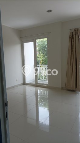 Rumah Sewa 2 lantai paling murah paling lengkap Full 5 AC di Sumarecon Bekasi Rumah Sewa 2 lantai paling murah paling lengkap Full 5 AC di Sumarecon Bekasi