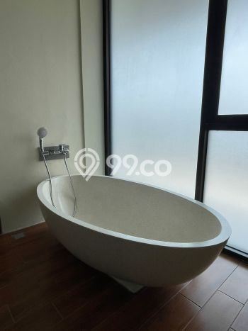 For Sale! Luxury House LT 145m2 Desain Modern di Pulomas For Sale! Luxury House LT 145m2 Desain Modern di Pulomas