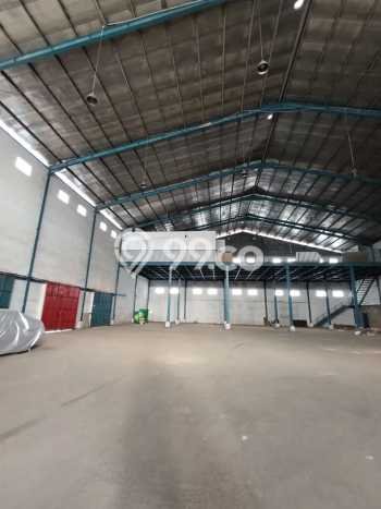 Gudang Area Bisnis di Pulo Gadung, Luas 3700m2m², Mainroad Gudang Area Bisnis di Pulo Gadung, Luas 3700m2m², Mainroad