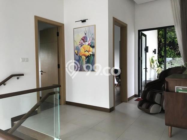 Dijual Rumah Premium dengan Fasilitas Sekitar Lengkap di Kebayoran Lama, Jakarta Selatan Dijual Rumah Premium dengan Fasilitas Sekitar Lengkap di Kebayoran Lama, Jakarta Selatan