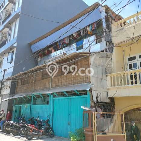 Rumah Luas Asri 30 KT Siap Pakai di Mangga Dua Jakarta Barat Rumah Luas Asri 30 KT Siap Pakai di Mangga Dua Jakarta Barat