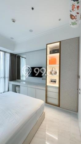 Siap Huni Apartemen Prestisius di Taman Anggrek 4 Kamar & 3 Kamar Mandi Siap Huni Apartemen Prestisius di Taman Anggrek 4 Kamar & 3 Kamar Mandi