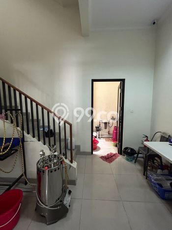Ruko Kawasan Komersial Kawasan Gading Serpong, Luas 80m2m², Jalan Utama Ruko Kawasan Komersial Kawasan Gading Serpong, Luas 80m2m², Jalan Utama