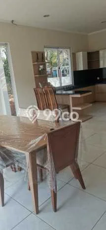 Rumah area BSD, Akses ke Stasiun, 5 KT, LT 450m2m² Bangunan 310m2m² Rumah area BSD, Akses ke Stasiun, 5 KT, LT 450m2m² Bangunan 310m2m²