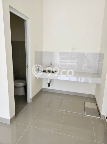Unit Ruko Disewakan di Gading Serpong di Area Ramai & Strategis Unit Ruko Disewakan di Gading Serpong di Area Ramai & Strategis