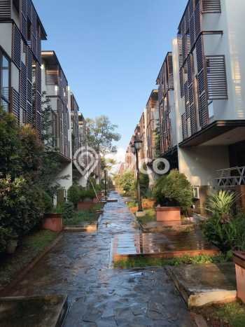 Dijual Rumah Modern 4 KT di BSD, Tangerang Dijual Rumah Modern 4 KT di BSD, Tangerang