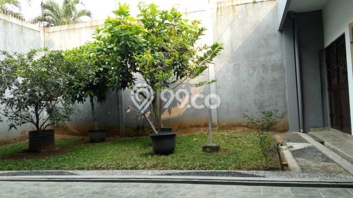 Rumah Luxury Modern Tanpa Renovasi di BSD Tangerang Rumah Luxury Modern Tanpa Renovasi di BSD Tangerang
